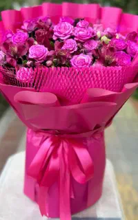 10 شاخ رزهلندی با تزئین ۷۰۰