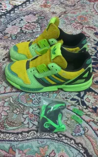 کتونی اتمس سبز zx8000