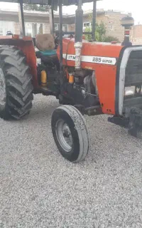 تراکتور ۲۸۵ عروسک