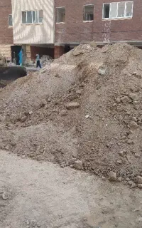 خاکبرداری و زیرسازی ومحوطه لودر و بیل وکامیون