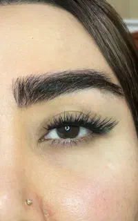 کاشت لاینی+لیفت مژه و ابرو با ماندگاری بالا+ اموزش