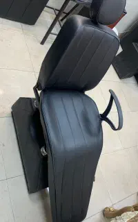 صندلی اصلاح در حد نو