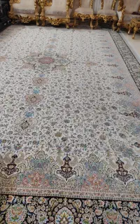 قالی 24 متری