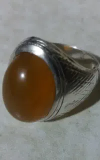عقیق‌اصل یمنی‌ری‌فرهاد