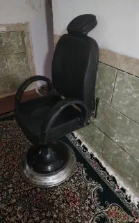 صندلی اداری چرم قدیمی نو نو