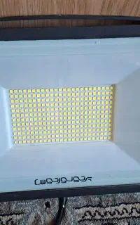 پروژکتور ۱۰۰وات نو