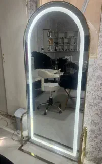 آینه ایستاده
