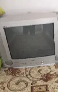 فروش تلویزیون ۲۱ اینچ