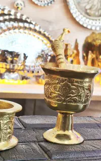 هاون برنجی خالص (زعفران‌کوب شیک و بااصالت)