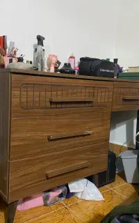 فرش ۹متری و یک عدد دراور