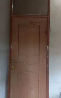 درب چوبی