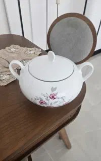سوپ خوری کاملا نو با کارتن