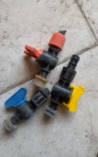 شیر آبیاری قطره ای
