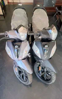 لاکی200