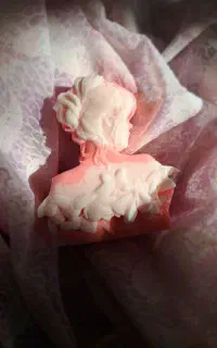 شمع دختر پروانه