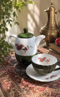 قوری،جاوارمری، فنجان و نلبعکی گل سرخی