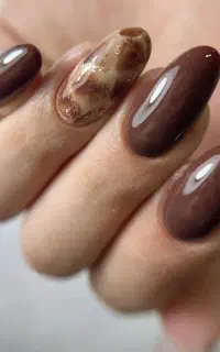 فرصت ویژه خدمات کاشت ناخن فقط باهزینه مواد
