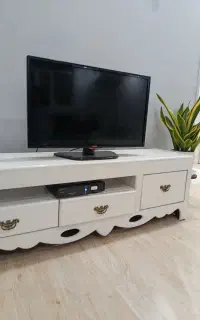 تلویزیون 32اینج ال جی اصلی
