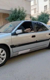 سیتروئن زانتیا 2000مدل 85 نقره ای  استثنایی