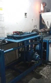 دستگاه لوله خرطومی
