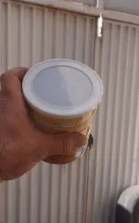 ظرف درب دار