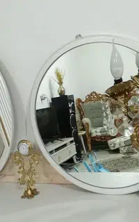 دو عدد آینه