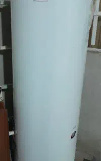 آبگرمکن ایستاده