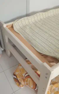 تخت سفید چوبی قیمت مناسب