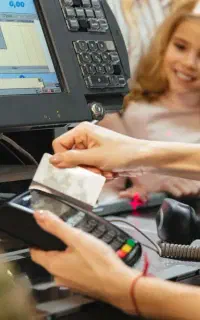 استخدام صندوقدار هایپر مارکت