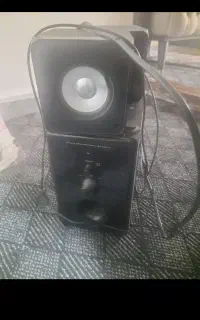 بلندگو لپ تاب