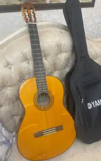 گیتار Yamaha C70