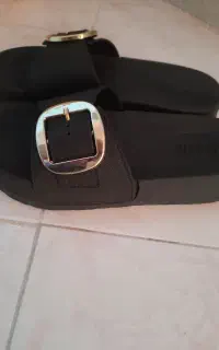 دمپایی طبی سایز۴۰به ۳۹هم میخوره