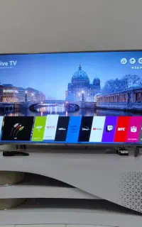 تلویزیونLG 55 Inch 4K Ultra HD Smart LED 55UJ651V