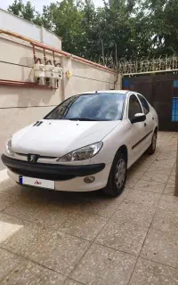 206 SD V8
