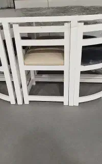 میز نهارخوری