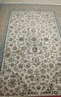 سه عددفرش