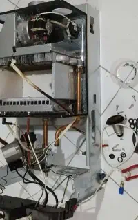 تعمیر پکیج و آبگرمکن خمینی شهر تضمینی