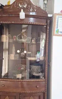 کمد بوفه به سبک سنتی