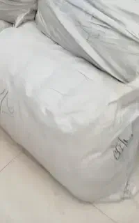 یک گونی پر از لباس و شلوار همه درحدنو