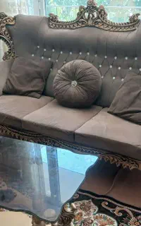 مبل 7 نفره با میز عسلی