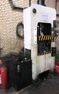پرس ۱۲۰ تن هیدرولیک