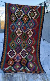 گلیم دست بافت سنتی