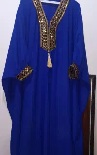 خیاطی و دوخت انواع لباس های مجلسی زنانه و بچگانه