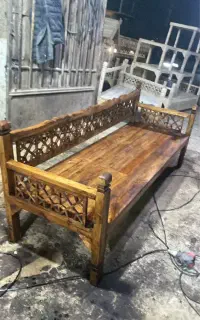 تخت سنتی مدل دور شبکه