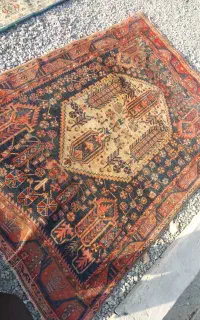 قالی چه قدیمی ۱۰۰ساله