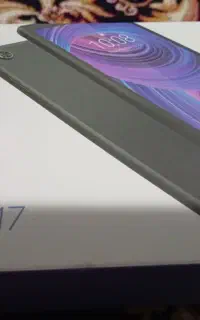 Lenovo tab M7
