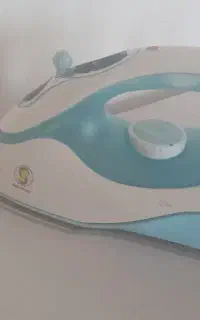 اتو ، چرخ خیاطی ، میز تلویزیون