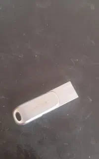 سن دیسک اصل ۱۲۸ گیگ دو سر usb و usb c یک زیر قیمت