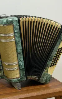 ۳۲ باس آلمانی