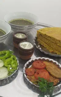 پخت غذای سنتی قروت وبادمجان